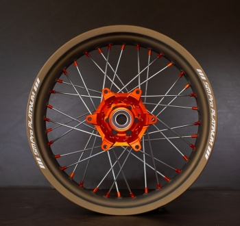 supermoto-radsatz-burned-bronze-felgen-smpro-orange-nabe