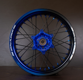 supermoto-dual-color-blau-schwarz-smpro-felgen-nabe